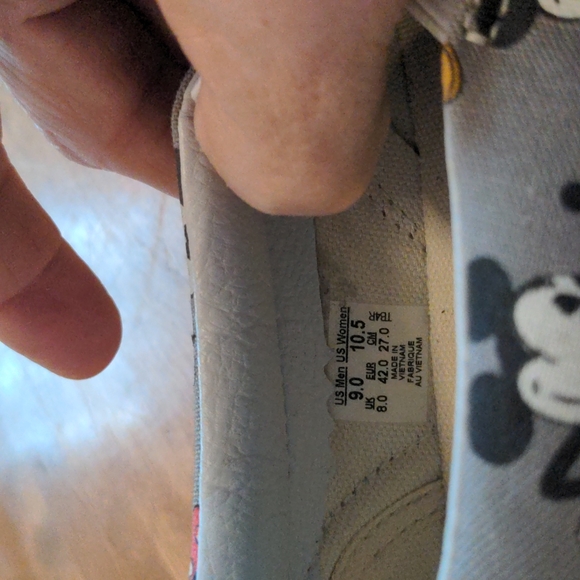 Vans Disney slip on mickey mouse shoes - Picture 4 of 6